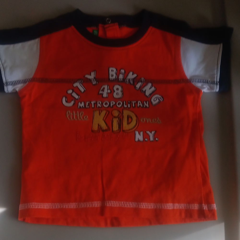 Benetton graphic tee
